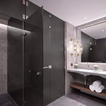 Hotel Anantara Palazzo Naiadi - A Leading Of The World 5*