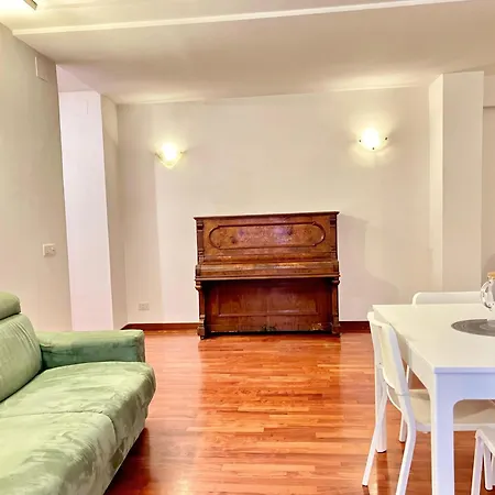 Appartamento House In Trastevere Portaportese Roma
