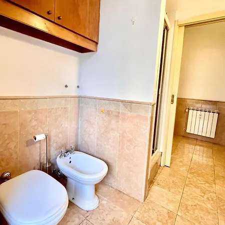 House In Trastevere Portaportese * Roma
