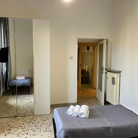 Elegante - Vicino Metro Apartment Rome