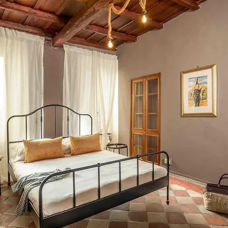 Dimora Florea - In The Heart Of Campo De' Fiori Apartment