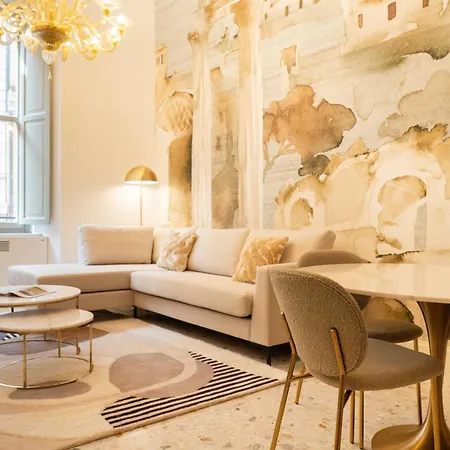 Palazzo Raggi Luxury Apartment