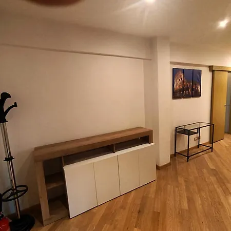 Ele House * Rome
