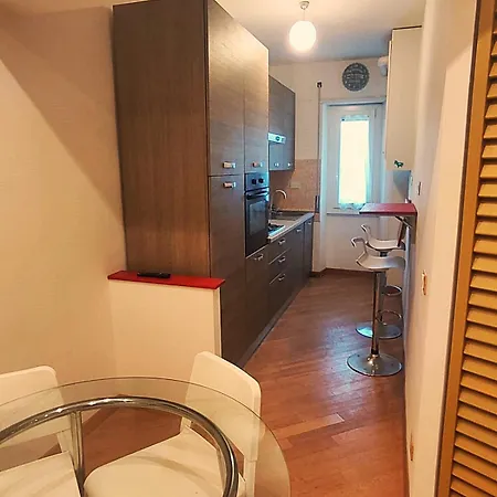 Ele House * Rome