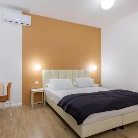 La Casa Di Natuzza Apartment *