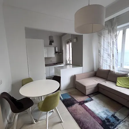 Realty Company Mercede Apartment *