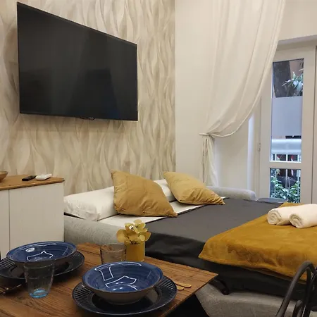 Loft In Center Of Apartment *
