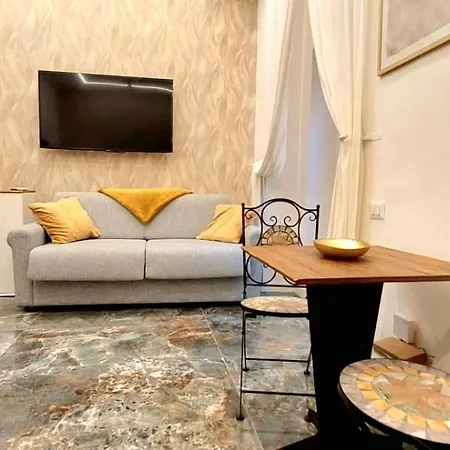 Loft In Center Of *