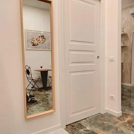 Loft In Center Of