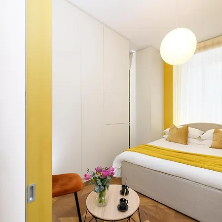 Moon River Luxury Apartment Rome