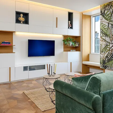 Moon River Luxury Apartment Rome