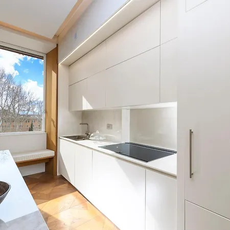 Apartment Moon River Luxury Rome