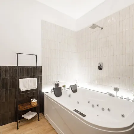 Ventuno Dei Luxury - San Giovanni Guest house *