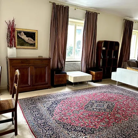 Refined 19 Rome