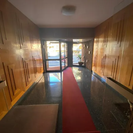 Desy Vatican House * Rome