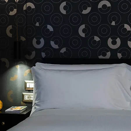 Sonus Colosseum Guest house *