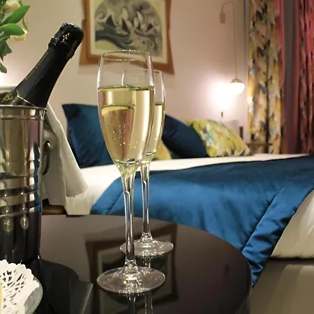 Guest house Torre Argentina Relais - Residenze Di Charme 3*