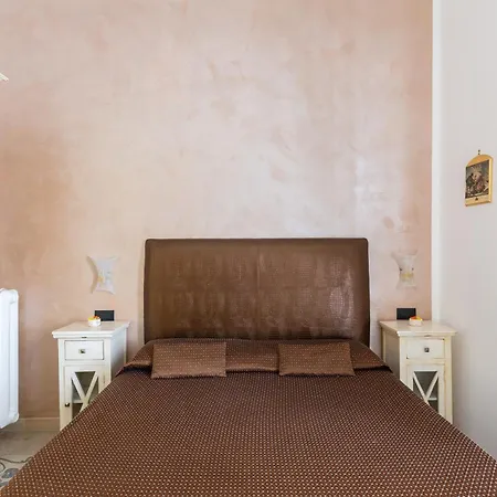 Relais Calamatta 2*