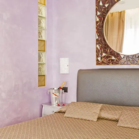 Relais Calamatta 2*