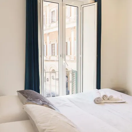 Piazza Venezia Grand 2* ローマ