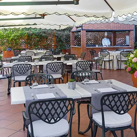 Hotel Crowne Plaza St. Peter's By Ihg Roma