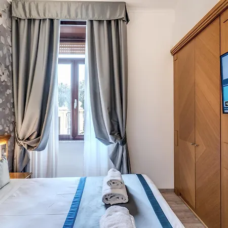 Guest house Dei Papi 2*