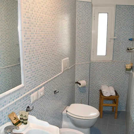Amareromarooms Guest house *