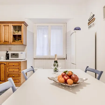 Fara Sabina Large Aparment * Rome