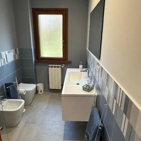 La Casa Del Tomo *