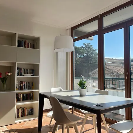 La Casa Del Tomo Apartment *