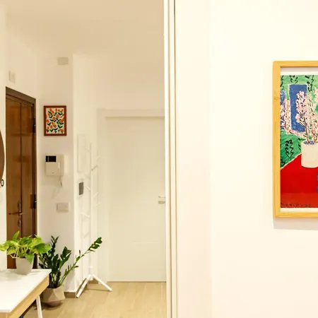 Luminosa Con Bagno Privato Interno - Vicina Metro Alloggio in famiglia