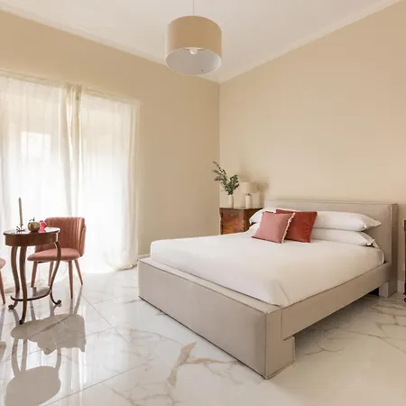 Casa Gold By Hili Rome