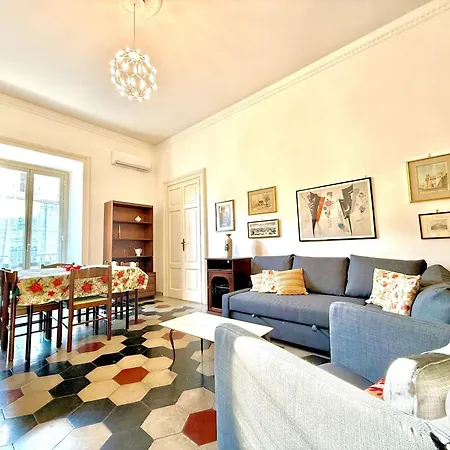 Santa Maria Maggiore - Vittorio Emanuele House Apartment *
