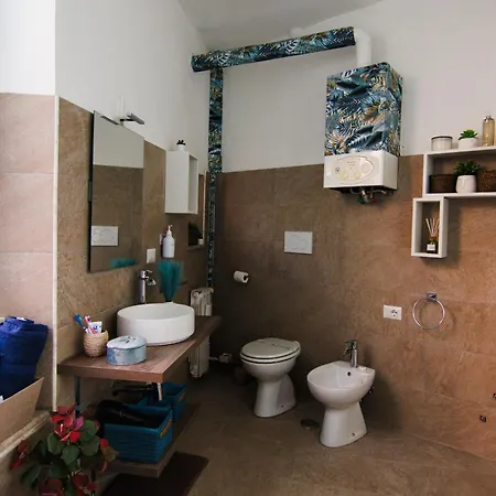 Crezy House Trilussa * Rome