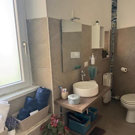 Apartment Crezy House Trilussa