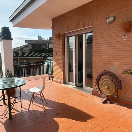 Little Sky House Apartment
