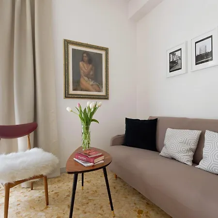 Apartment Casa Adele Lovely Mid-century Apartment, Rome