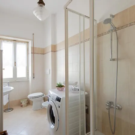 Casa Adele Lovely Mid-century Apartment, * Rome