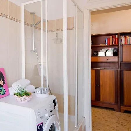 Casa Adele Lovely Mid-century Apartment, * Rome