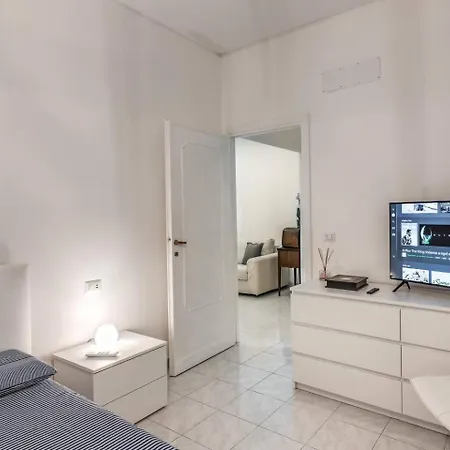 Apartment Ninas With Terrace Monteverde Rome