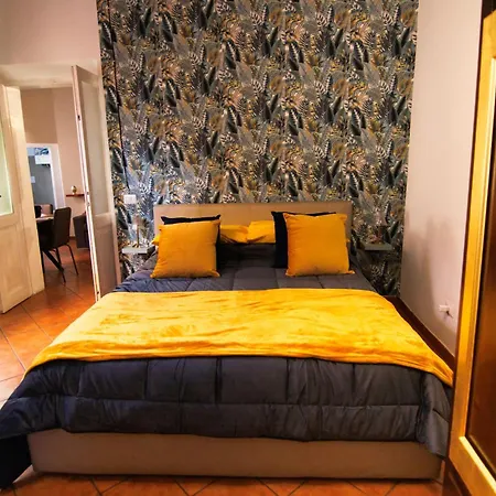 Crezy House Trilussa Apartment *