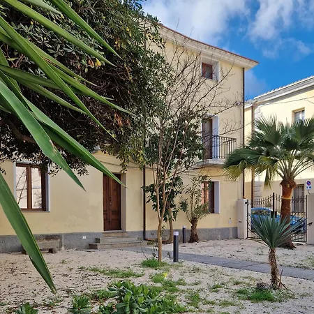 Casa Sulis Apartment *