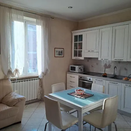 Apartment Da Fedelisa Rome