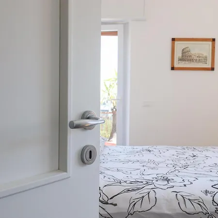 Apartment Portuense Rome