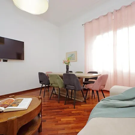 4bnb - Giant Giuliana Vatican Museum Apartment *