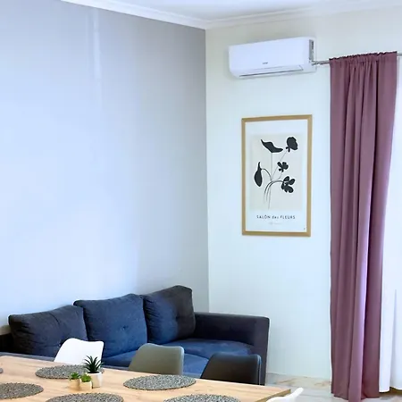 Adelaide's House Apartment