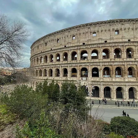 Apartment La Casa Al Colosseo Rome
