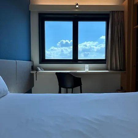 Hotel Ibis Fiera Roma