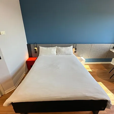 Ibis Fiera