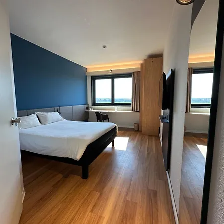 Ibis Fiera